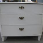 524 6437 CHEST OF DRAWERS